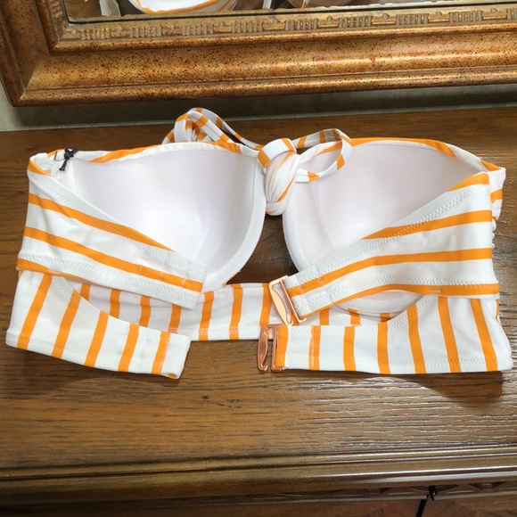 New women’s bathing suit top. Size 34D. White with orange stripes. Double strap. - Picture 8 of 10